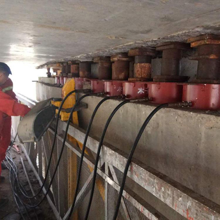 更換橋梁橡膠支座