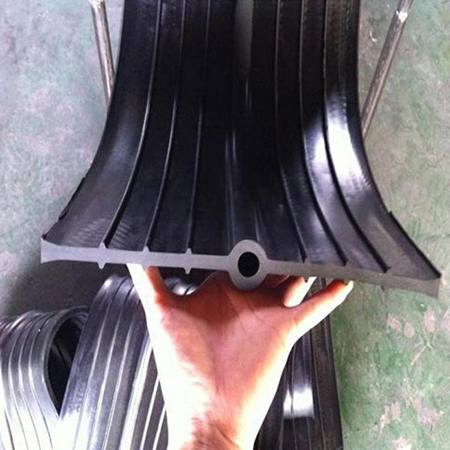 復合型遇水膨脹止水帶