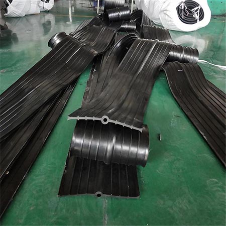 中埋橡膠止水帶